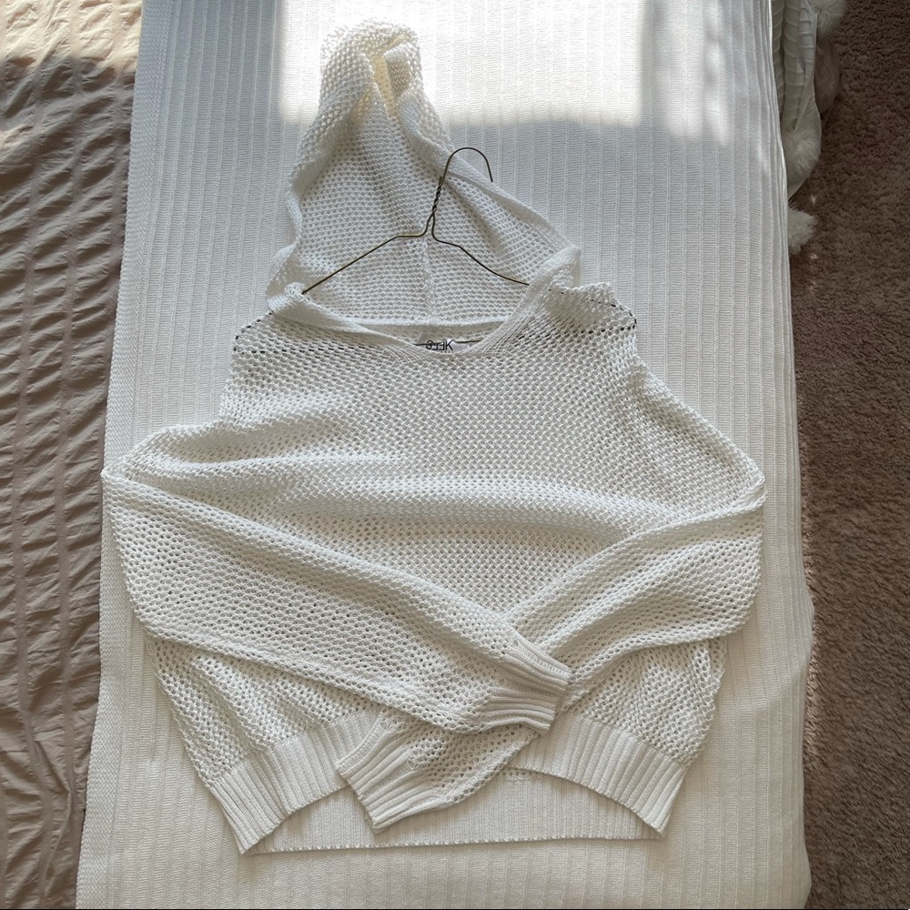 Crochet knit hoodie white